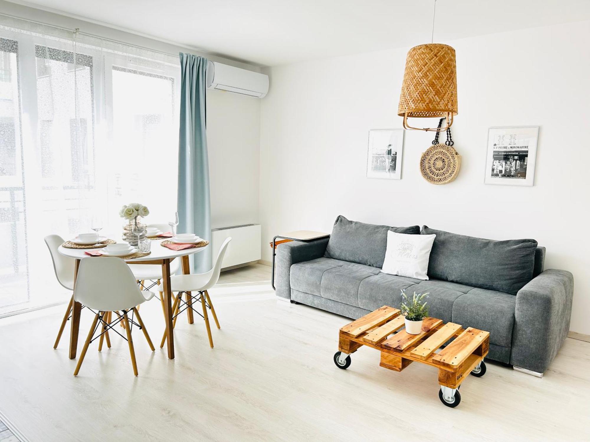 Elizabeth Garden Premium Apartment Kecskemet Luaran gambar