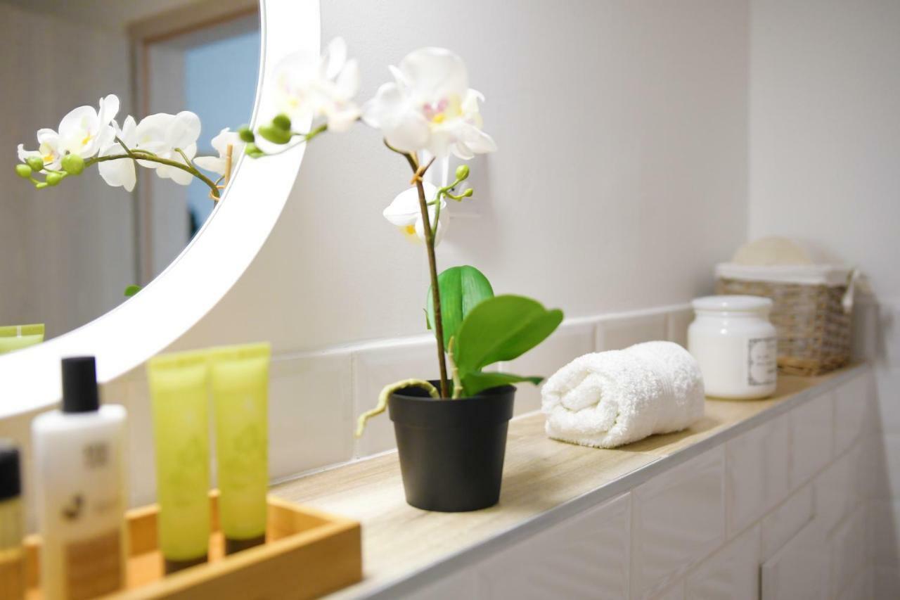 Elizabeth Garden Premium Apartment Kecskemet Luaran gambar